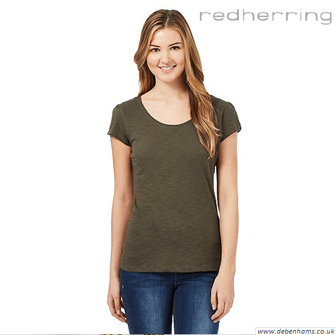 How To Wear Your Fave Books This Season